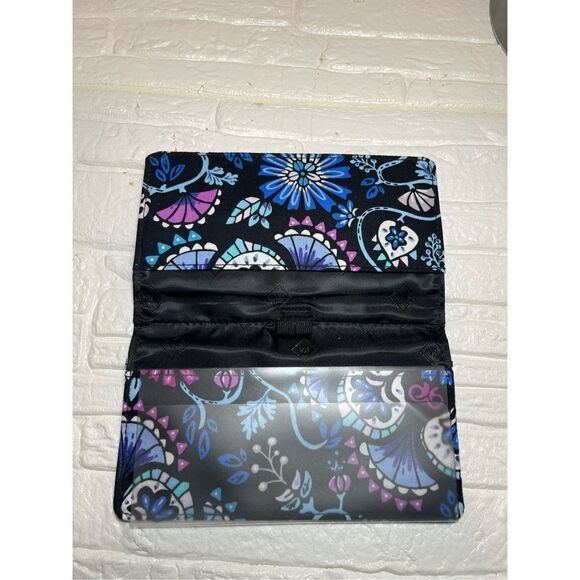 Vera Bradley Checkbook Cover - Picture 2 of 5